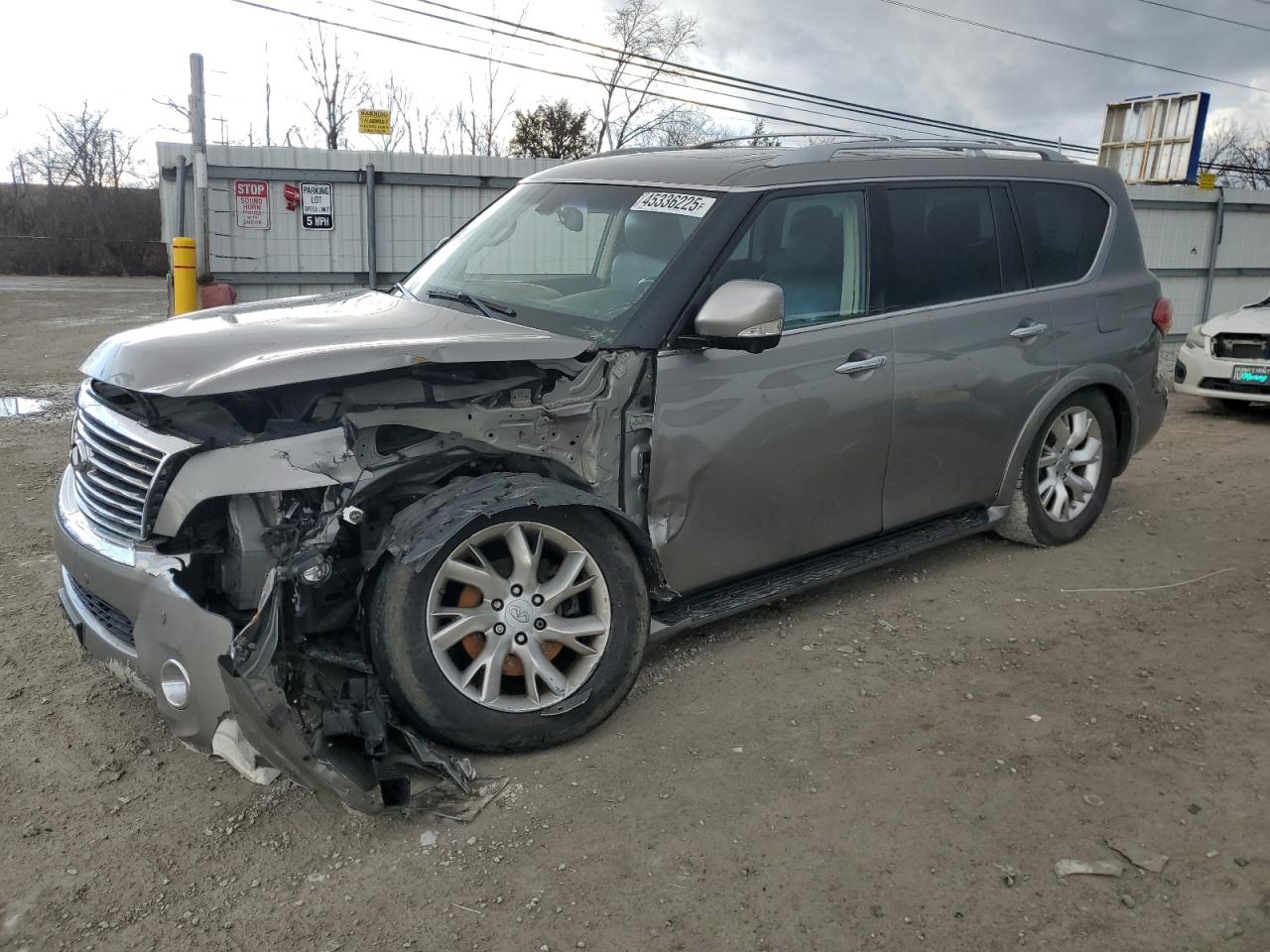 INFINITI QX80 2014