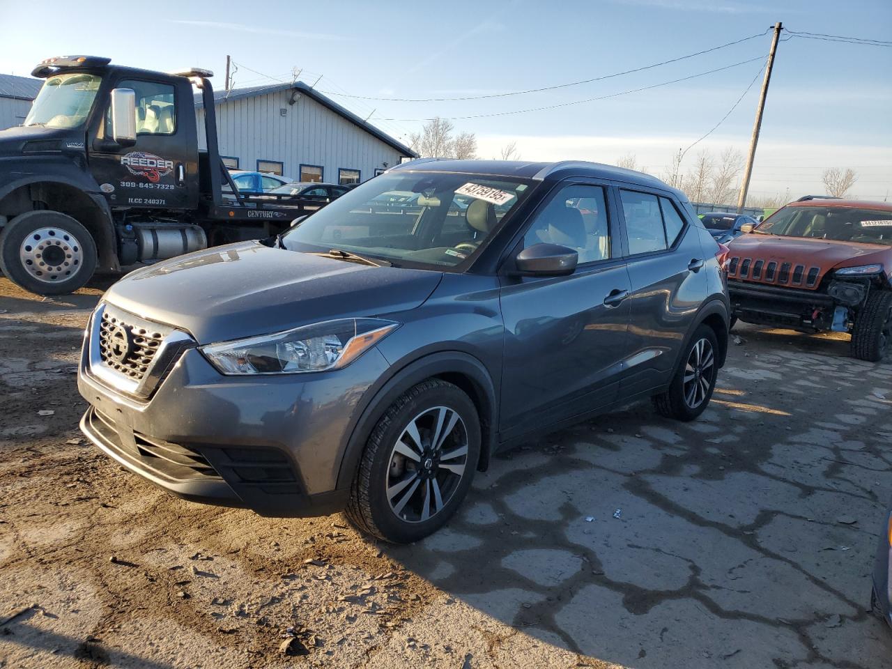 NISSAN KICKS SV 2020