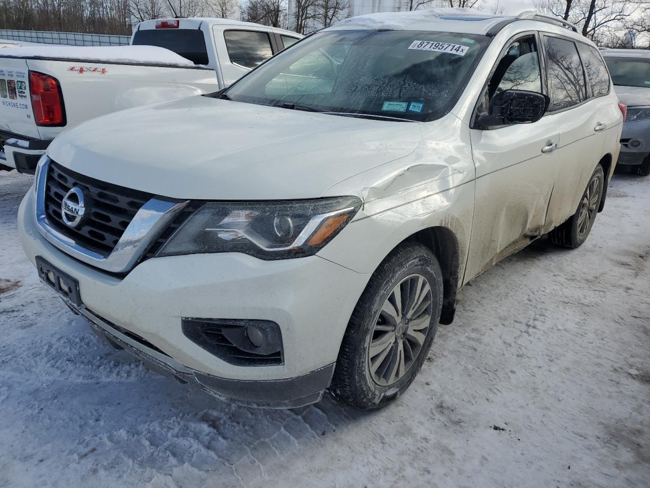NISSAN PATHFINDER 2017