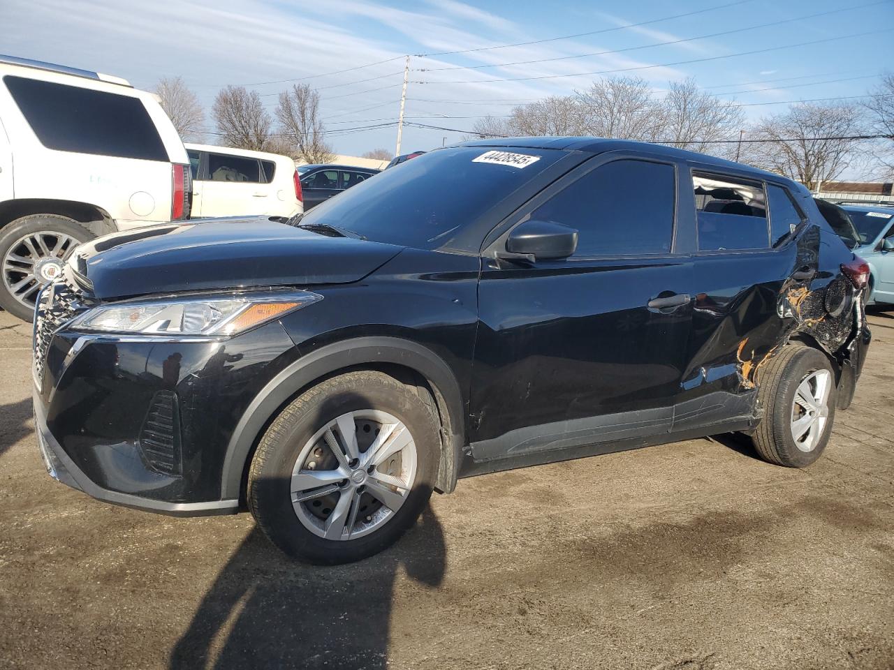 NISSAN KICKS S 2022