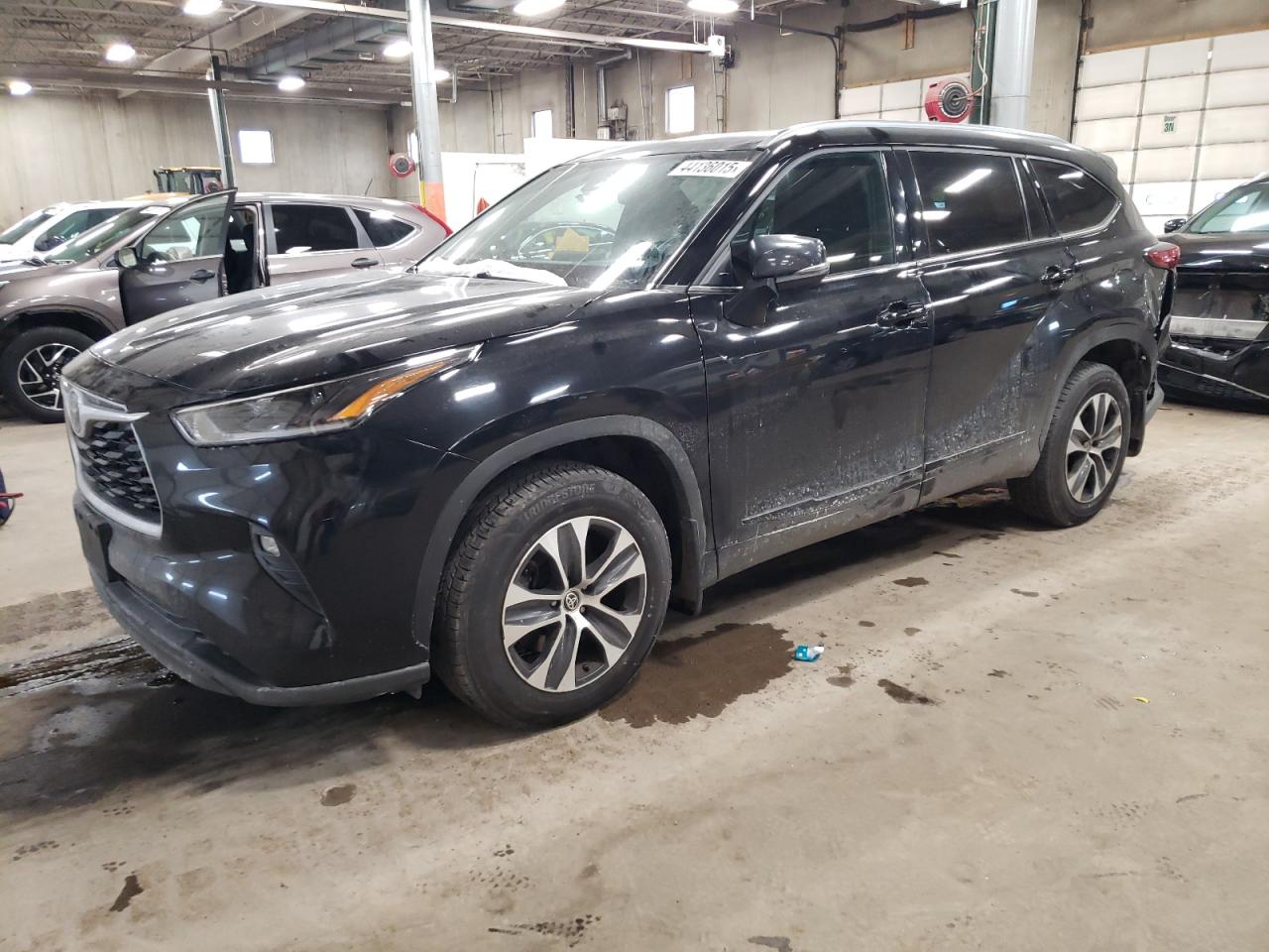 TOYOTA HIGHLANDER 2021