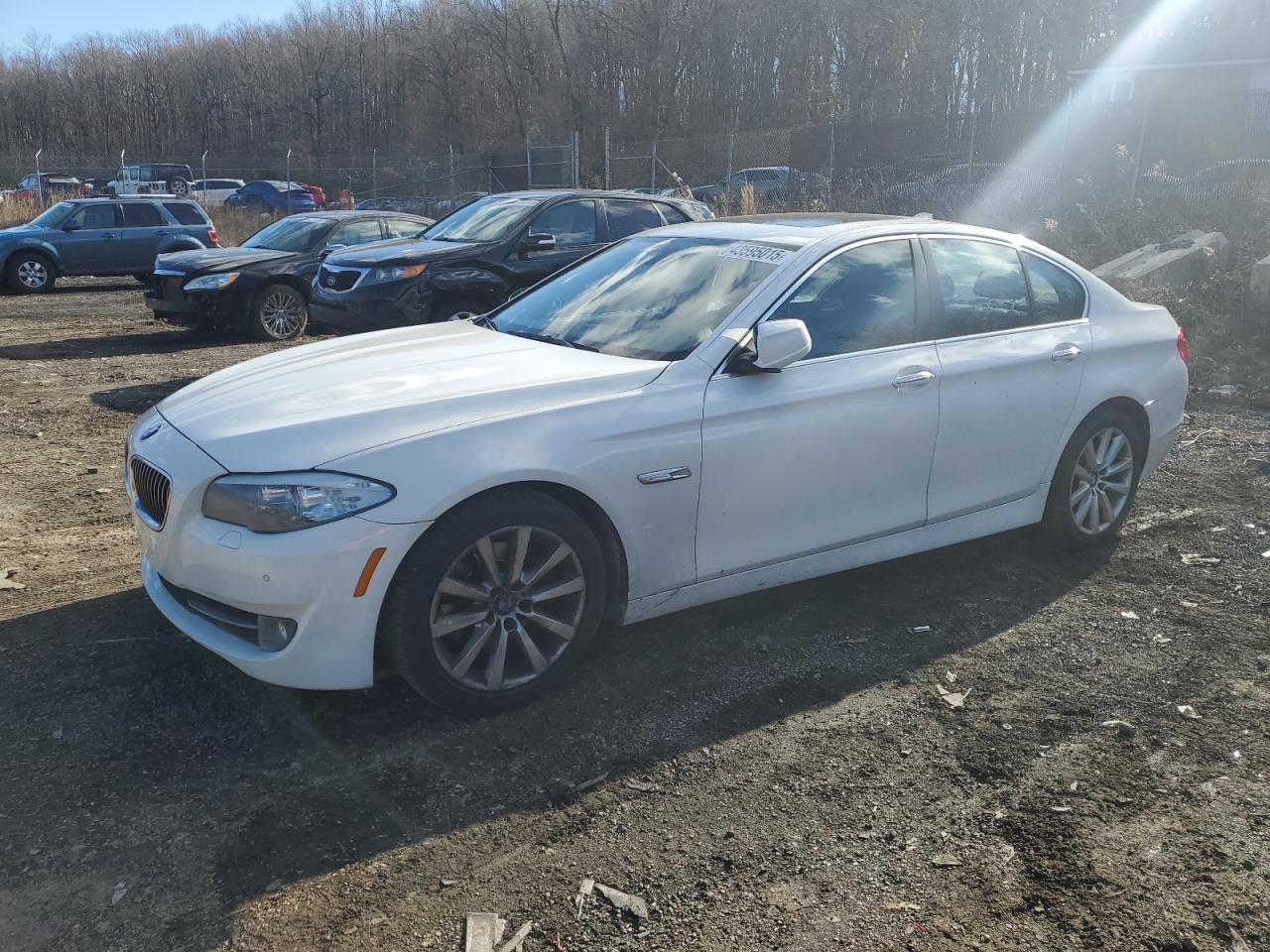 BMW 528 XI 2013