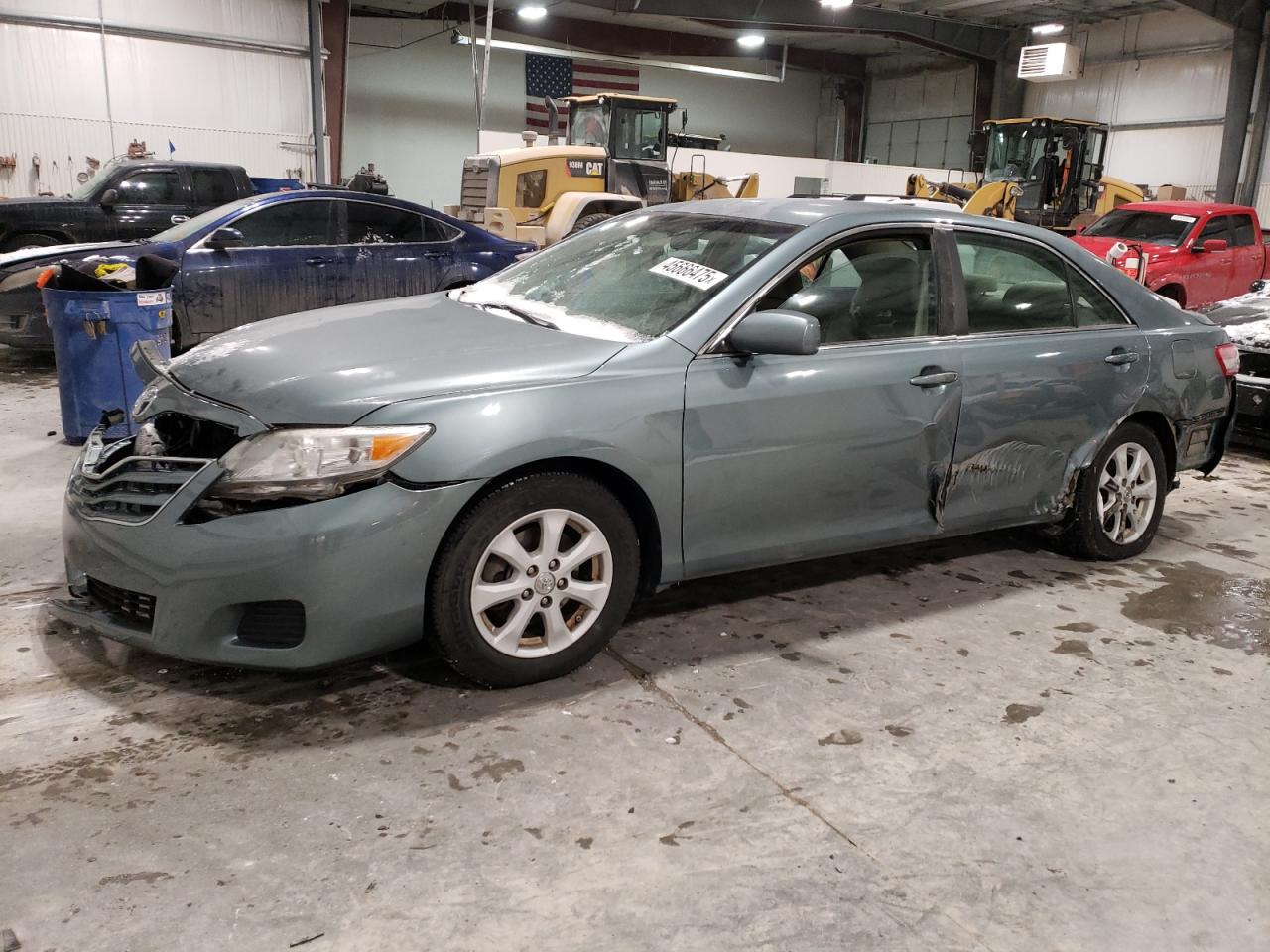 TOYOTA CAMRY BASE 2010