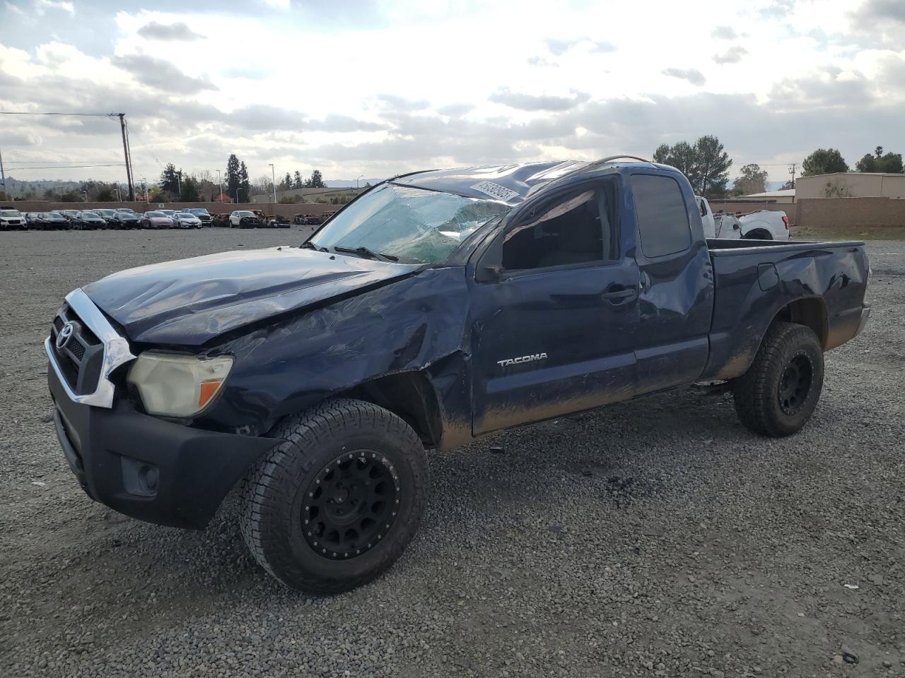 TOYOTA TACOMA ACC 2013