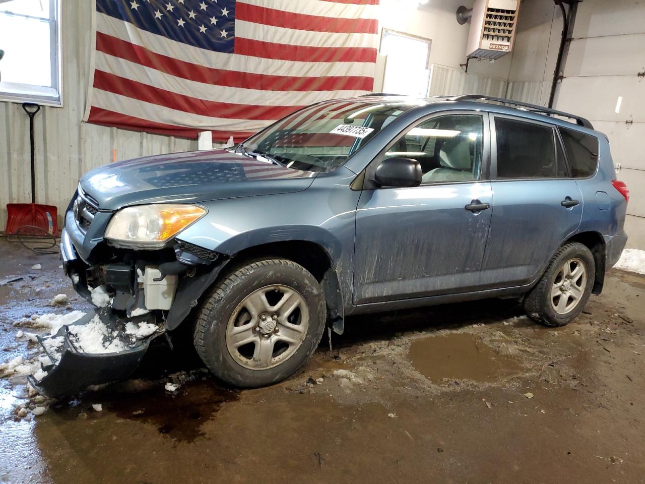 TOYOTA RAV4 2010