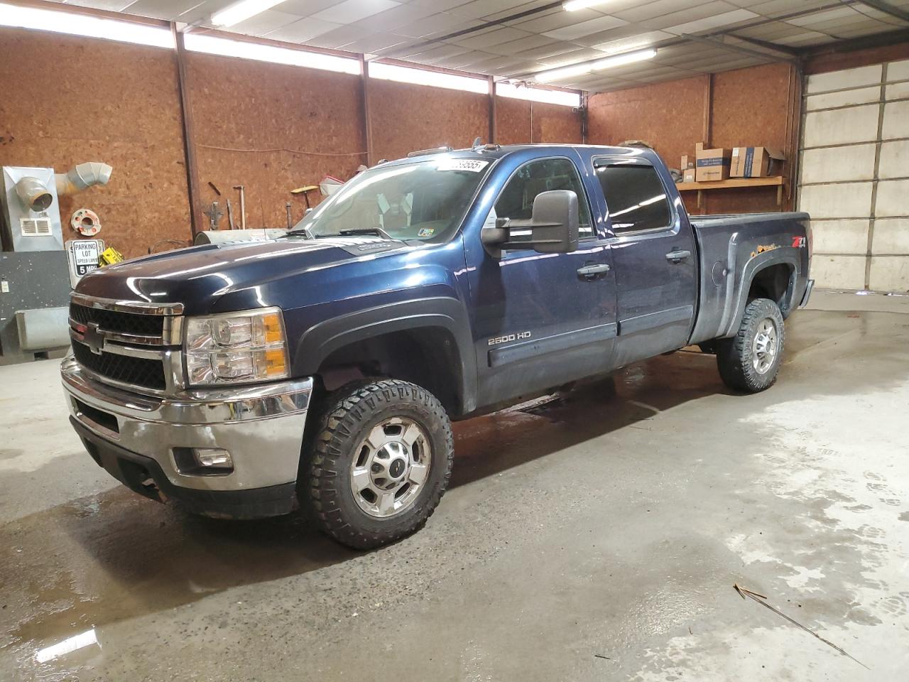 CHEVROLET SILVERADO 2011