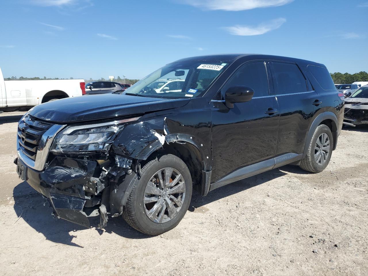 NISSAN PATHFINDER 2024
