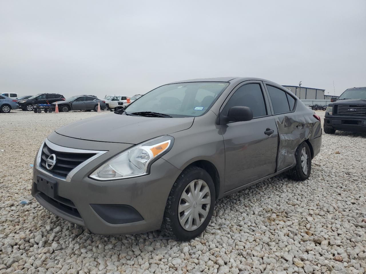 NISSAN VERSA S 2015