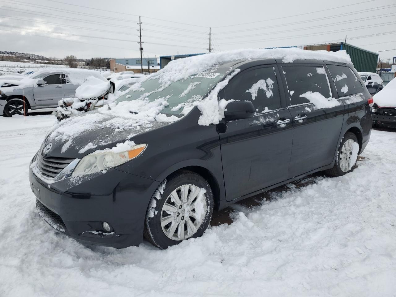 TOYOTA SIENNA XLE 2014