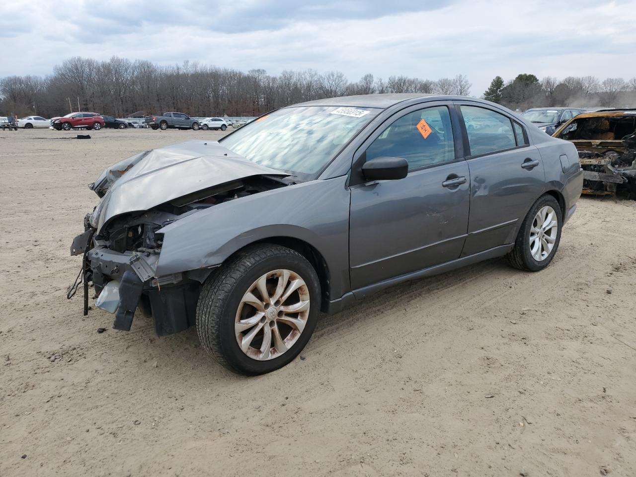 MITSUBISHI GALANT ES 2004