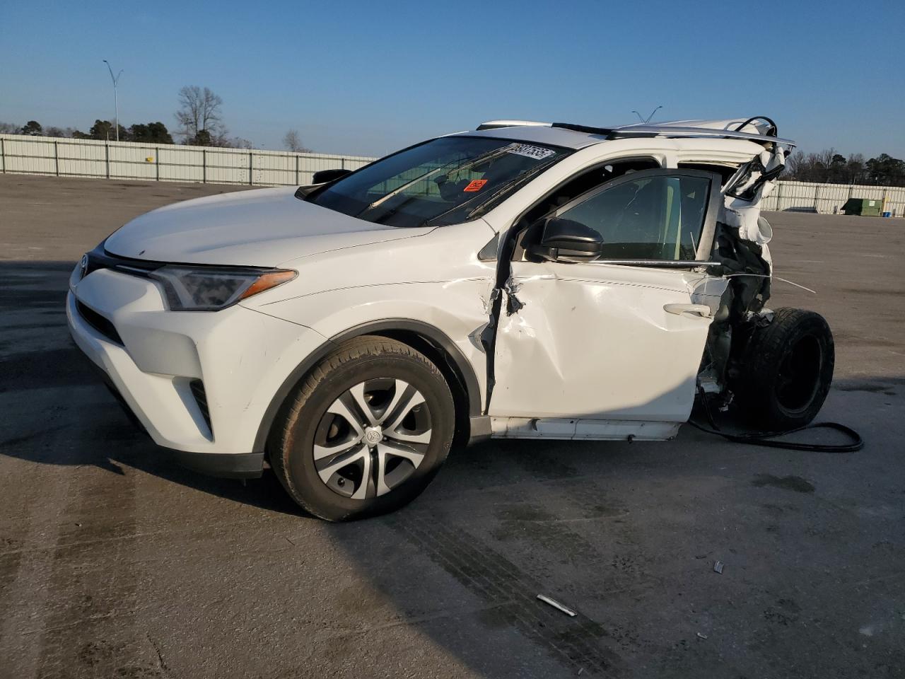 TOYOTA RAV4 LE 2016