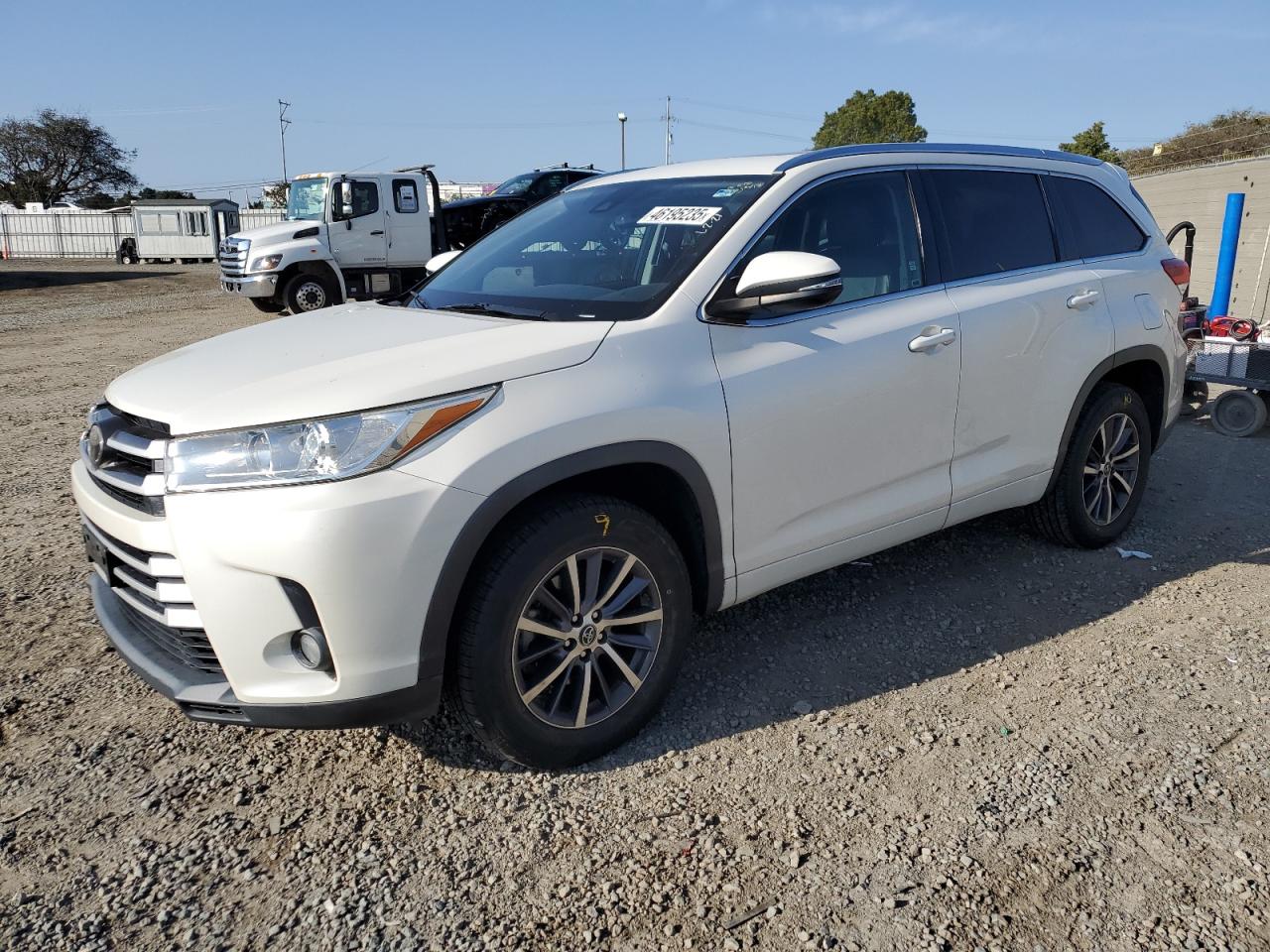TOYOTA HIGHLANDER 2017