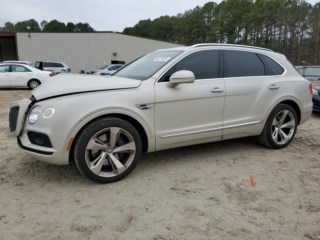 BENTLEY BENTAYGA 2019