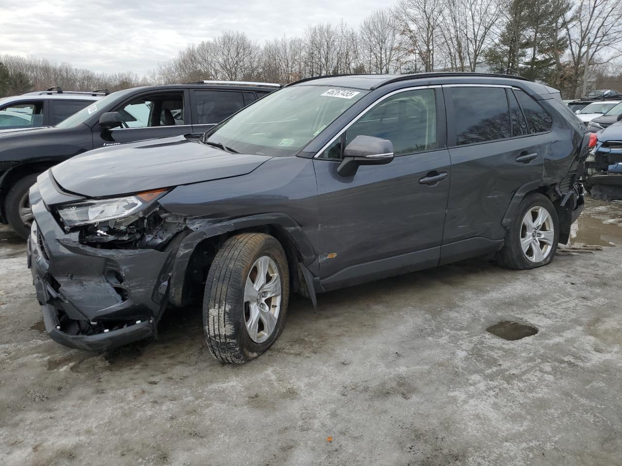 TOYOTA RAV4 XLE 2019