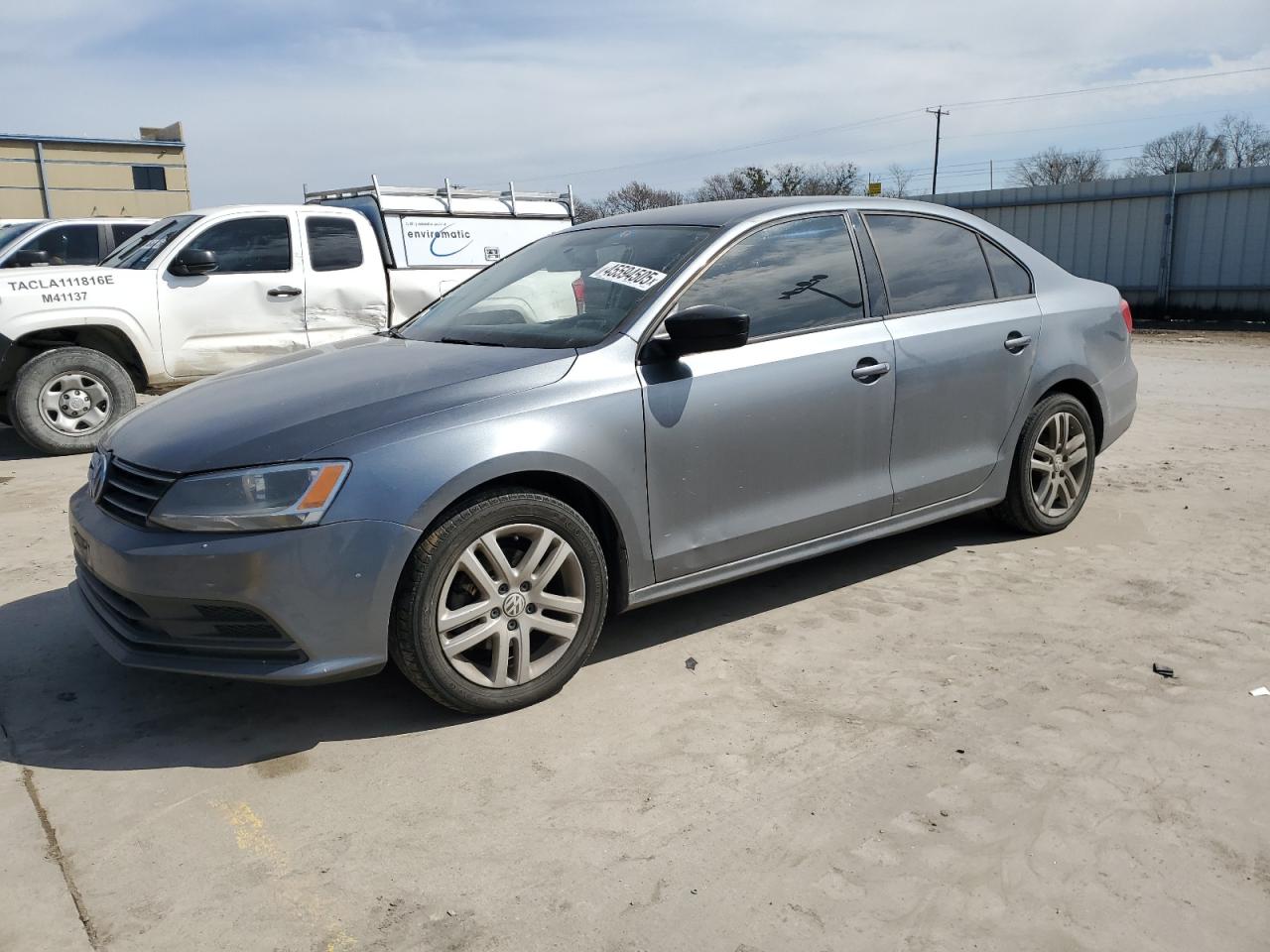 VOLKSWAGEN JETTA BASE 2015