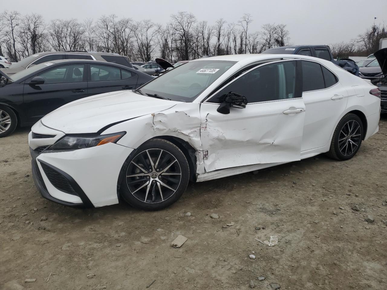 TOYOTA CAMRY SE 2022