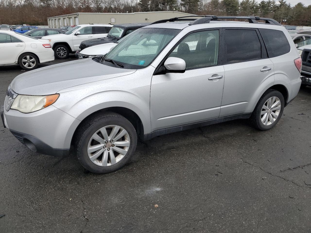 SUBARU FORESTER 2 2011