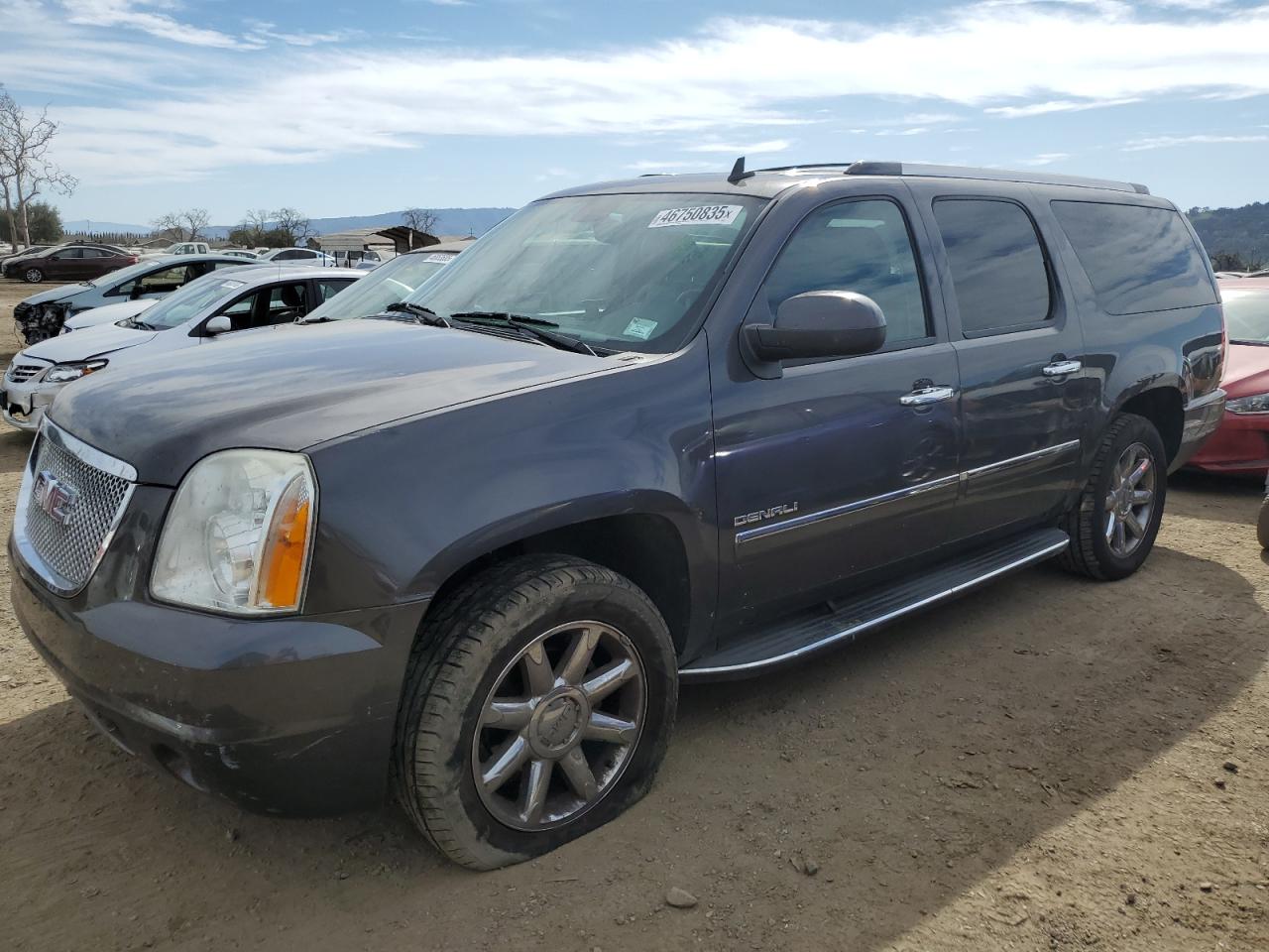 GMC YUKON XL D 2010