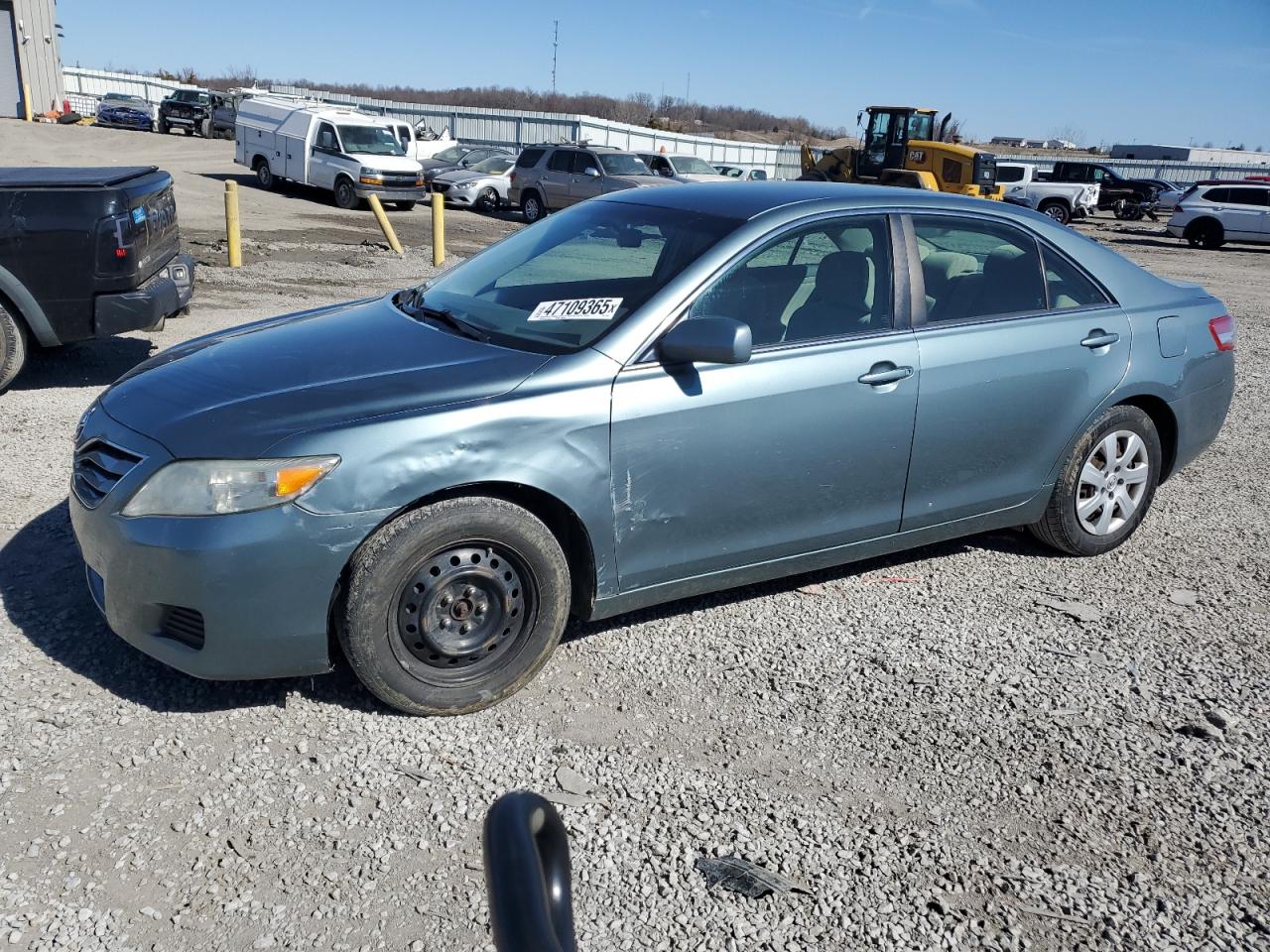 TOYOTA CAMRY BASE 2010
