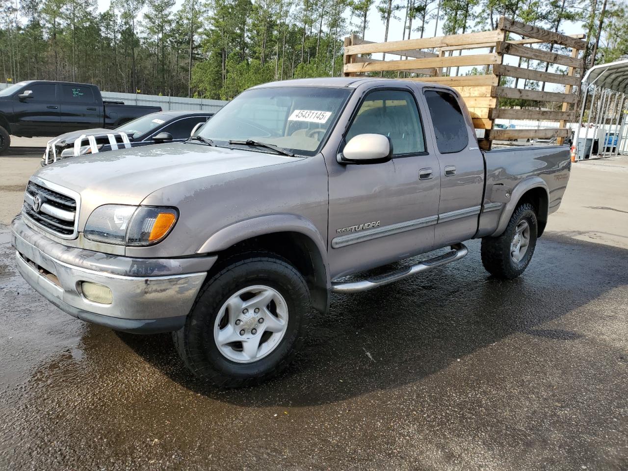 TOYOTA TUNDRA ACC 2002