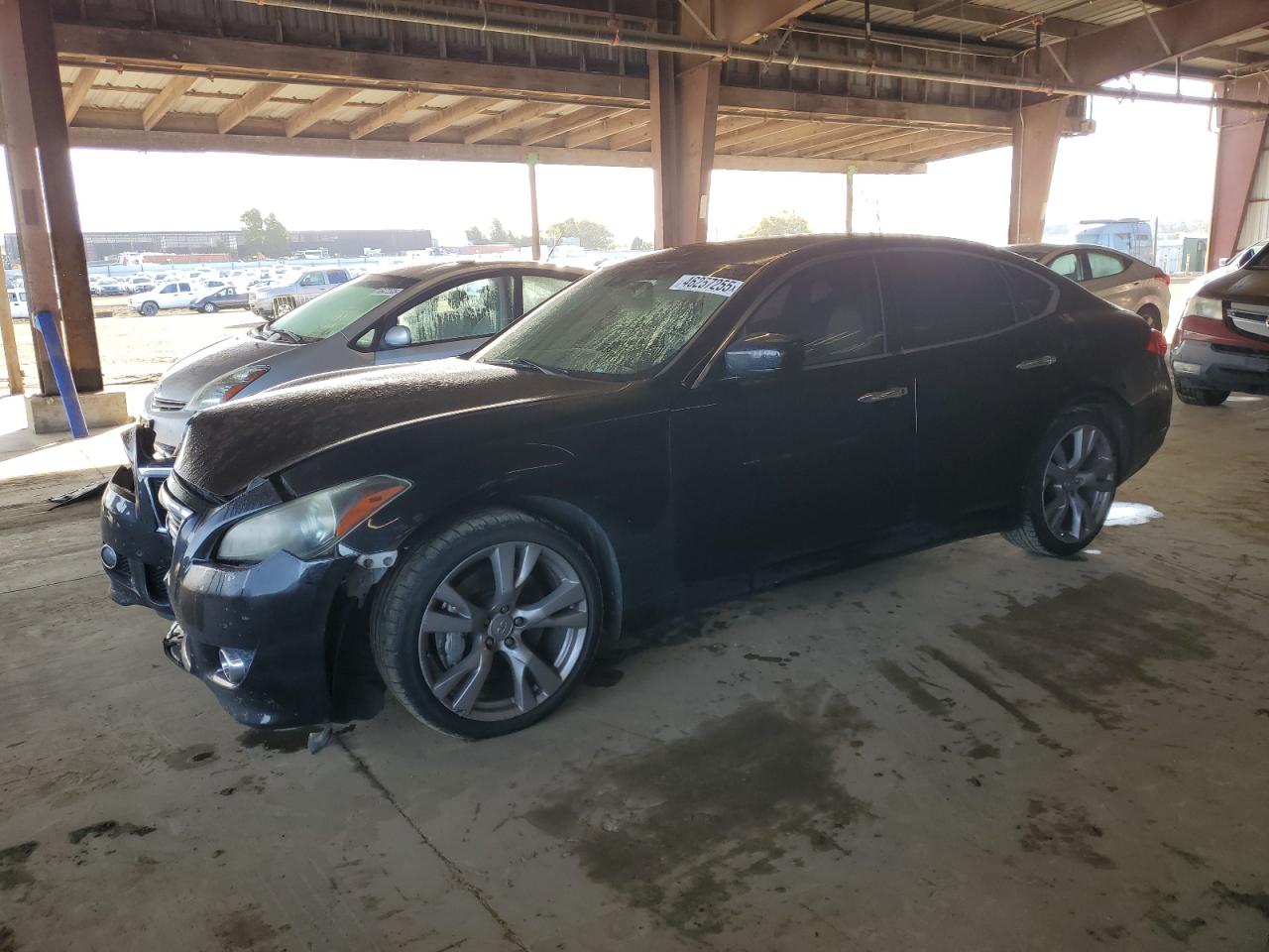 INFINITI M37 2011