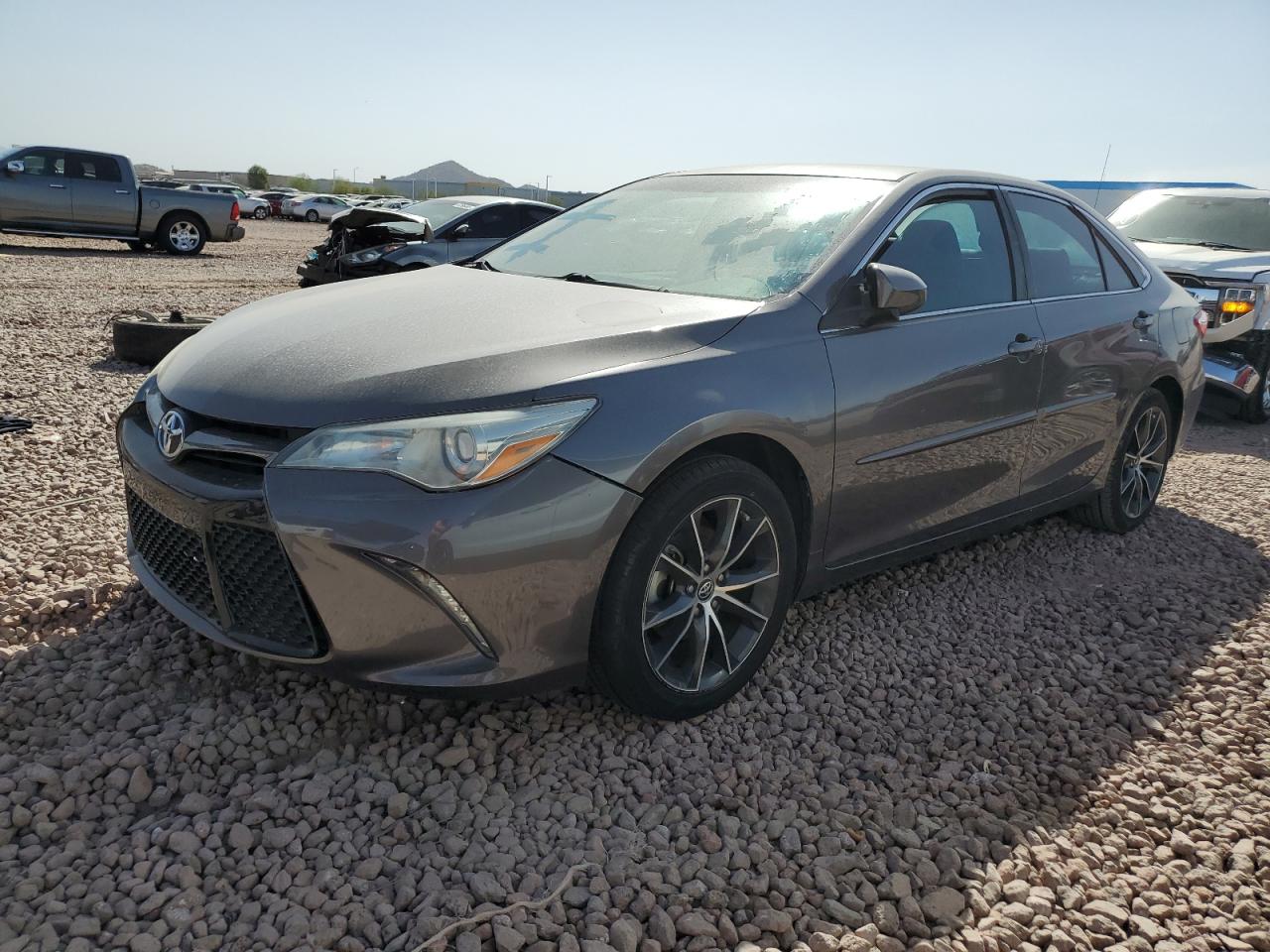 TOYOTA CAMRY LE 2015