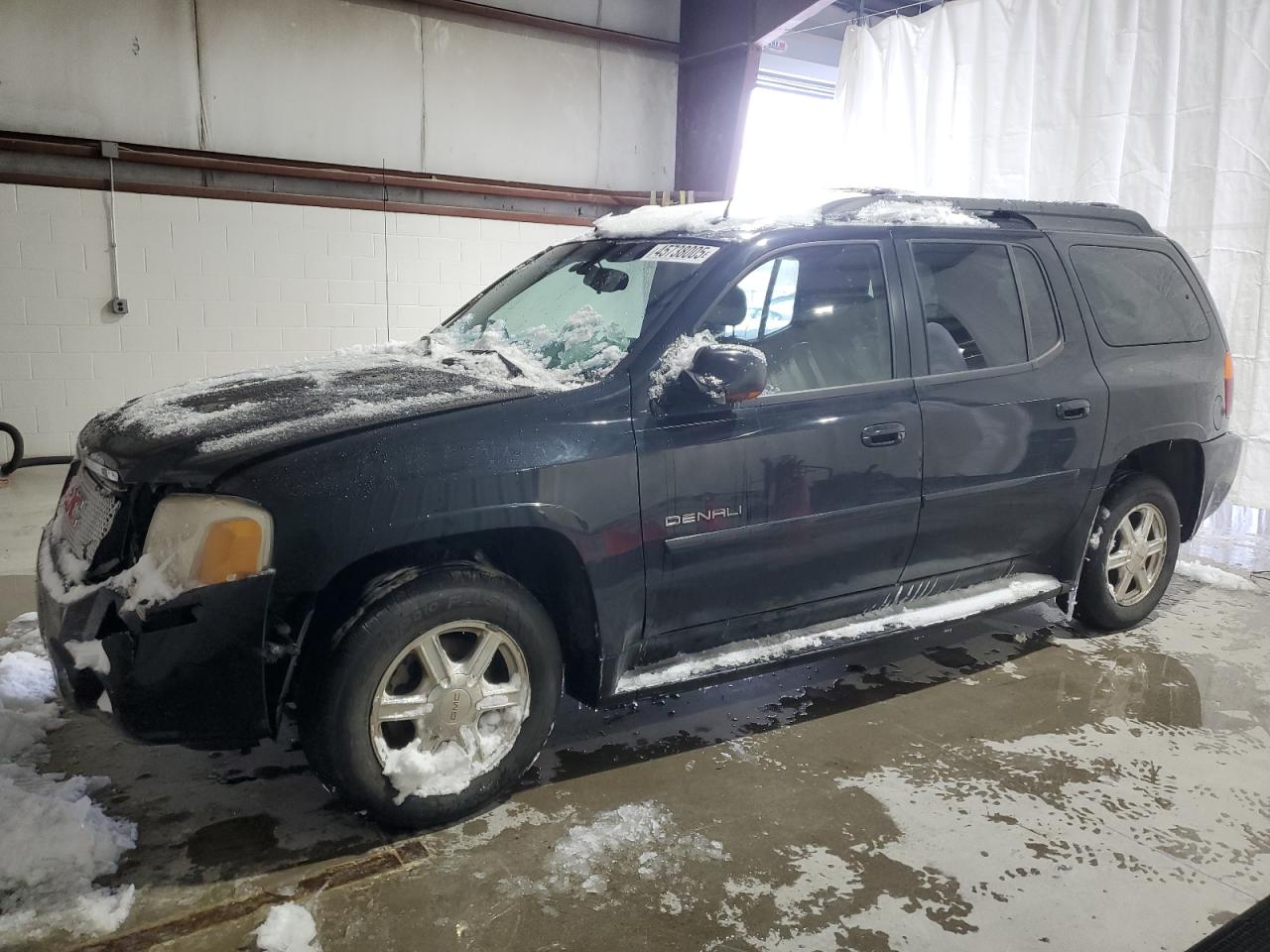 GMC ENVOY XL 2005