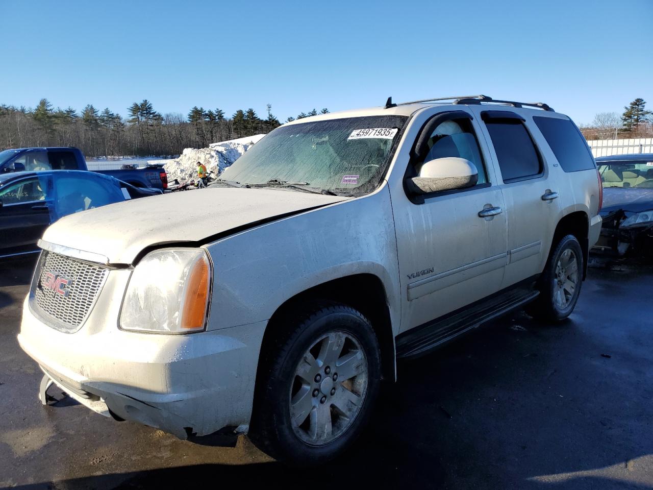 GMC YUKON SLT 2012