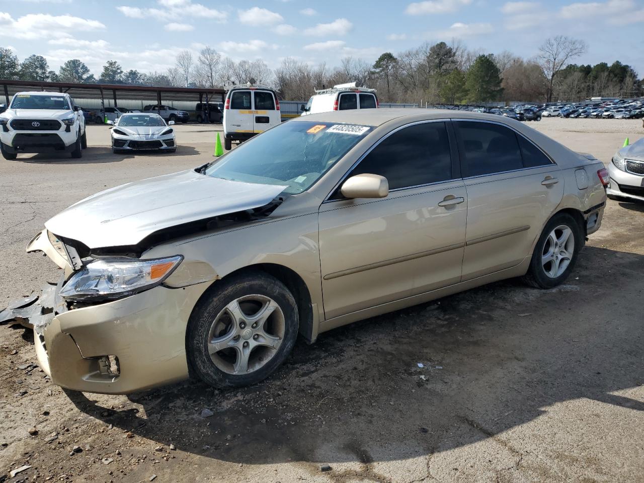 TOYOTA CAMRY BASE 2010