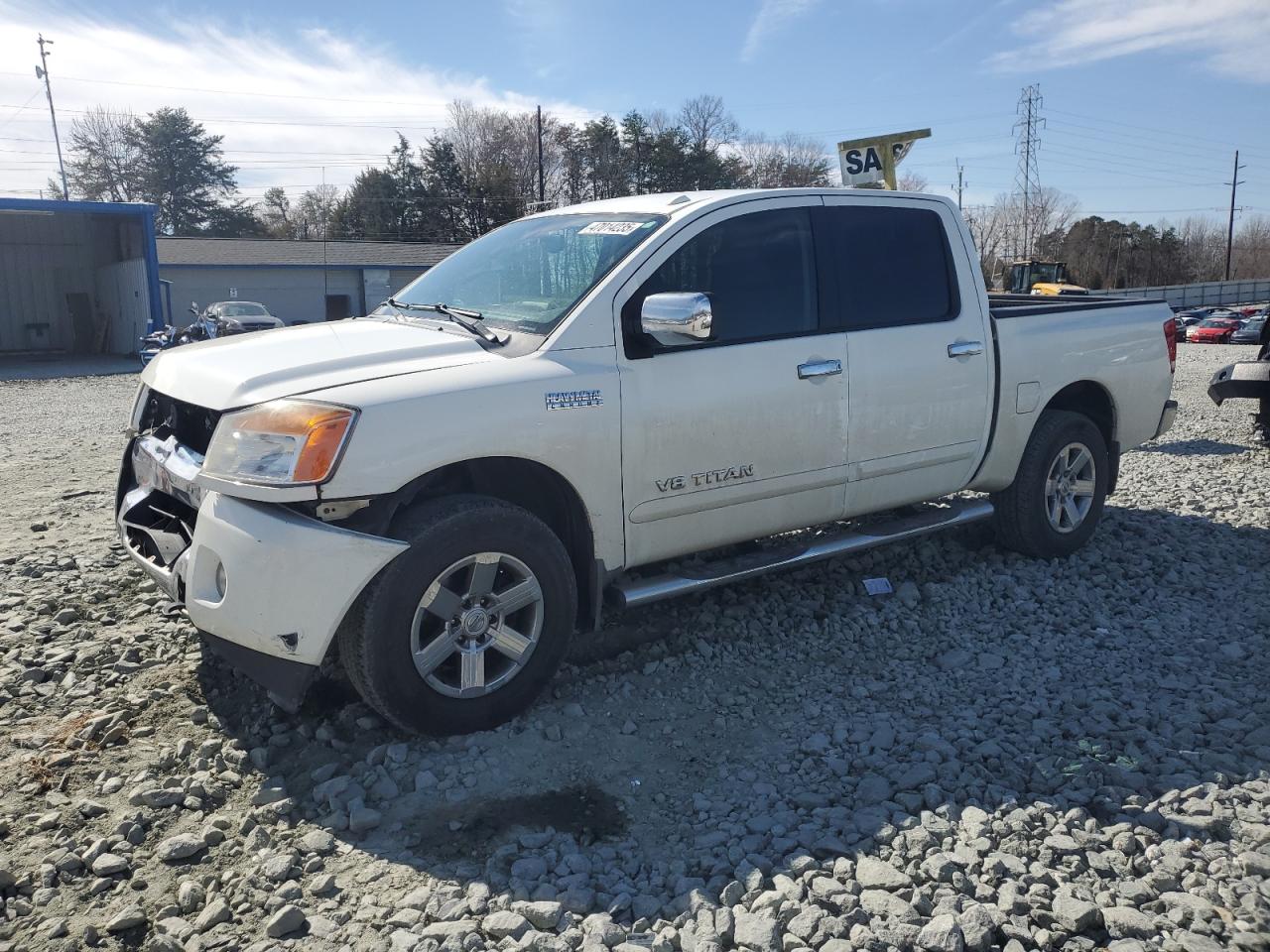 NISSAN TITAN S 2014