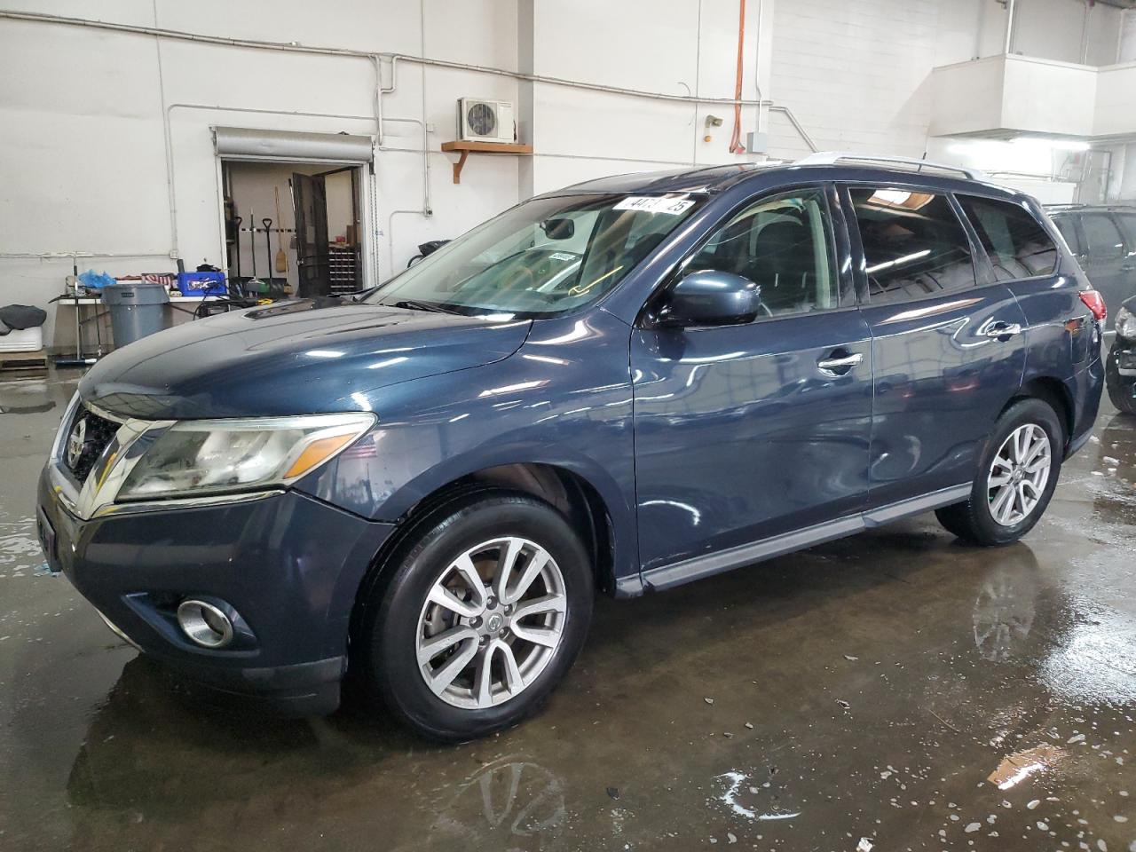 NISSAN PATHFINDER 2015