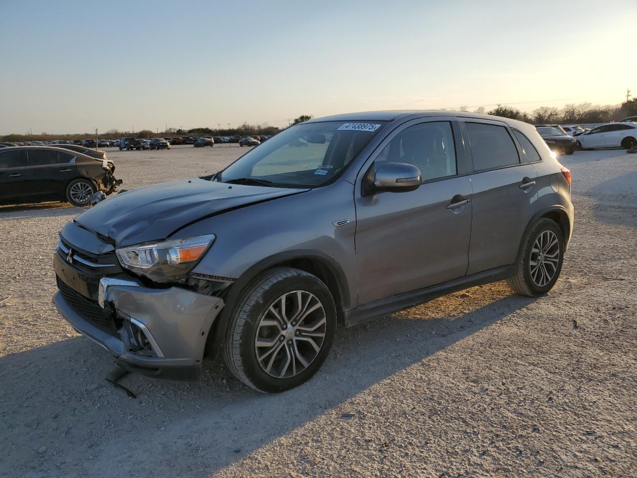 MITSUBISHI OUTLANDER 2019