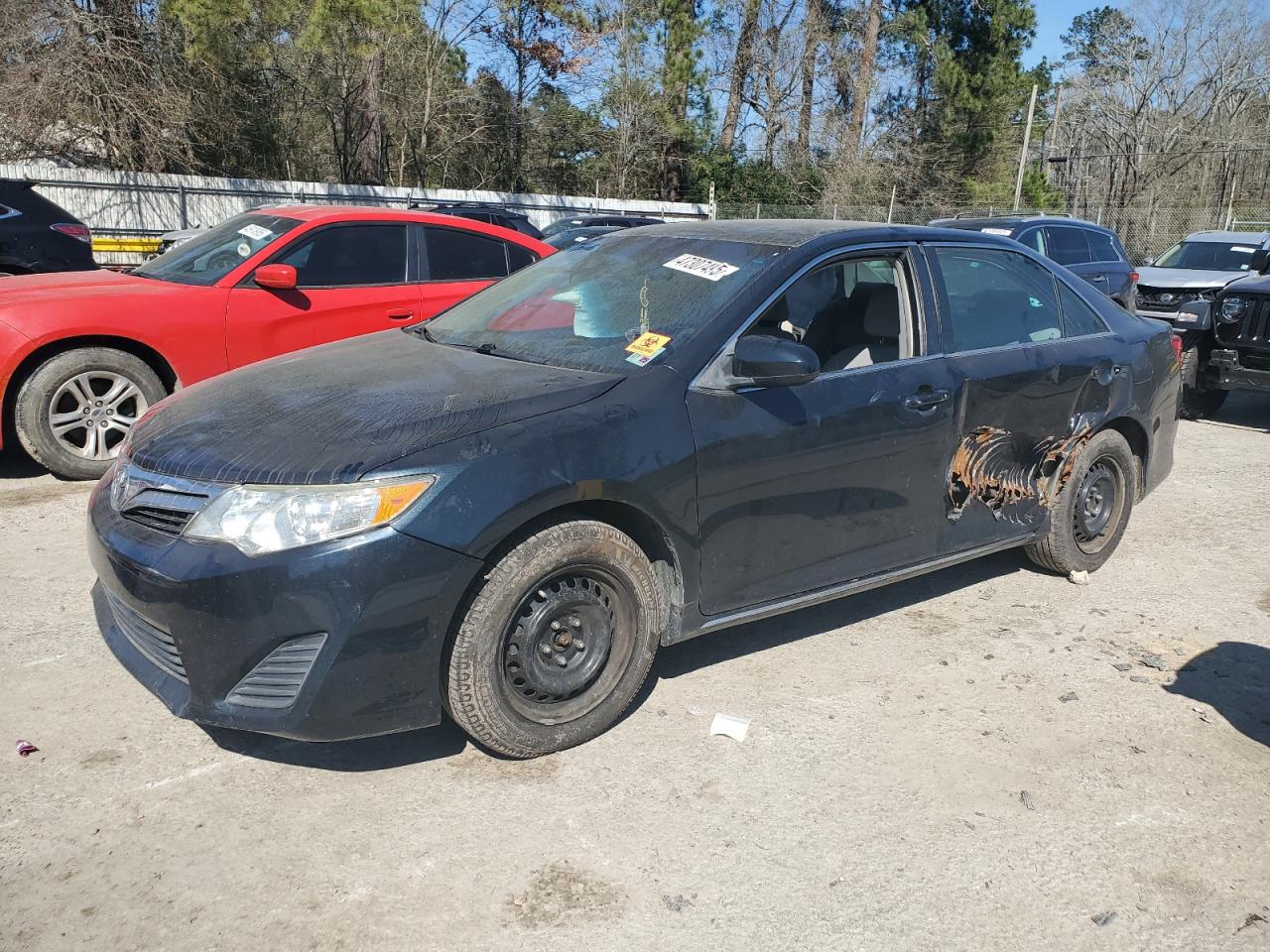 TOYOTA CAMRY BASE 2012