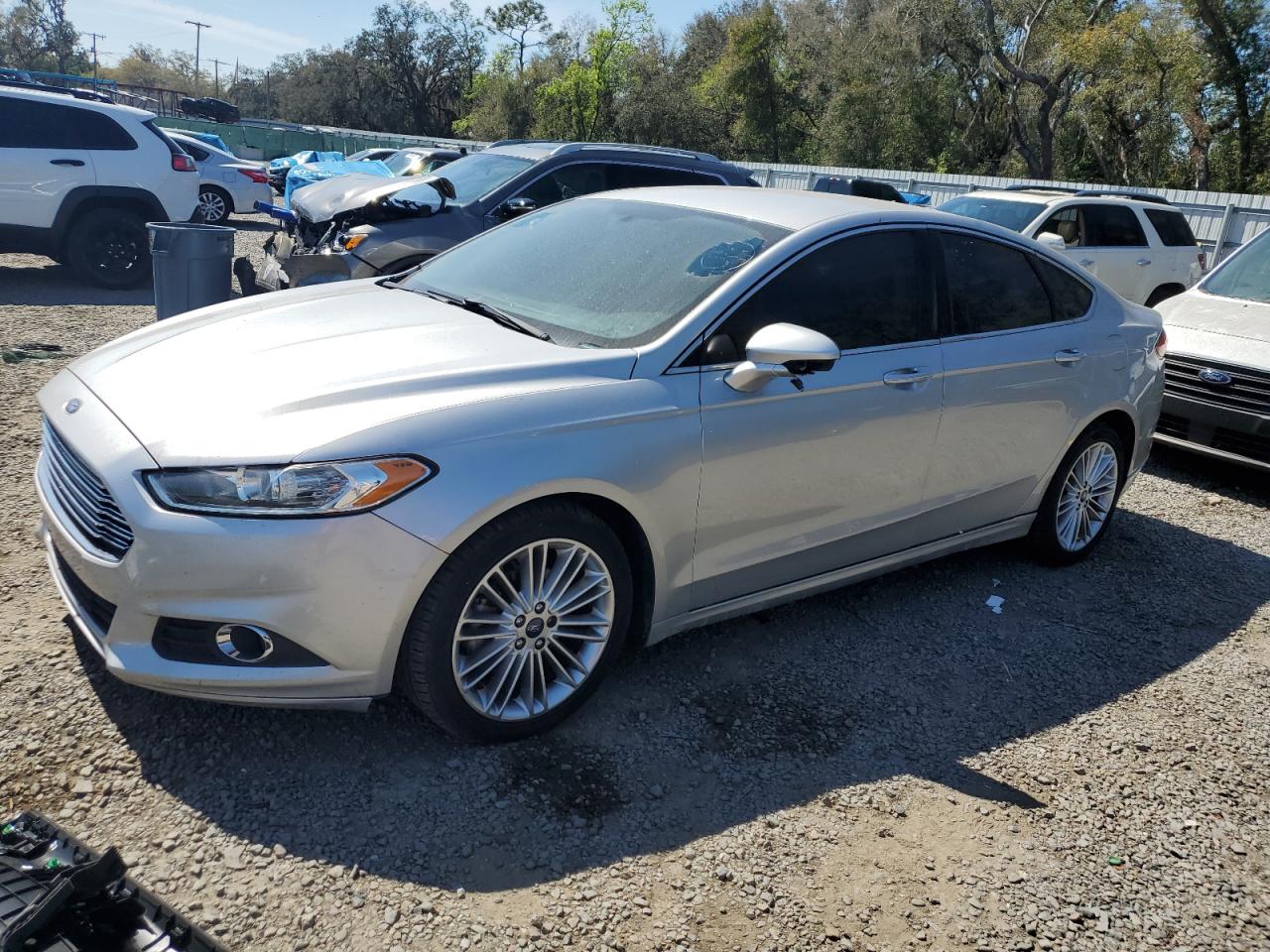 FORD FUSION SE 2016