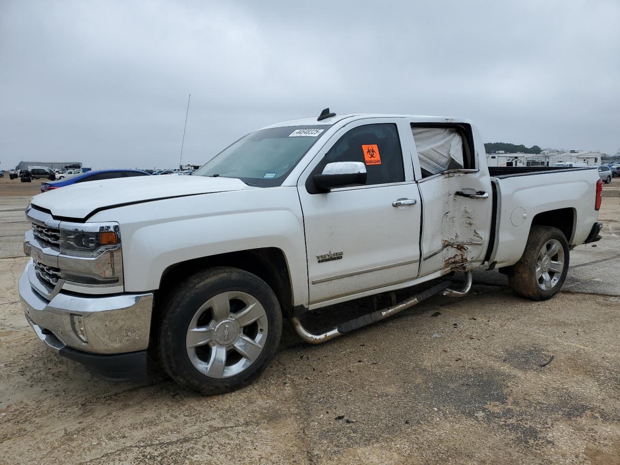 CHEVROLET SILVERADO 2017