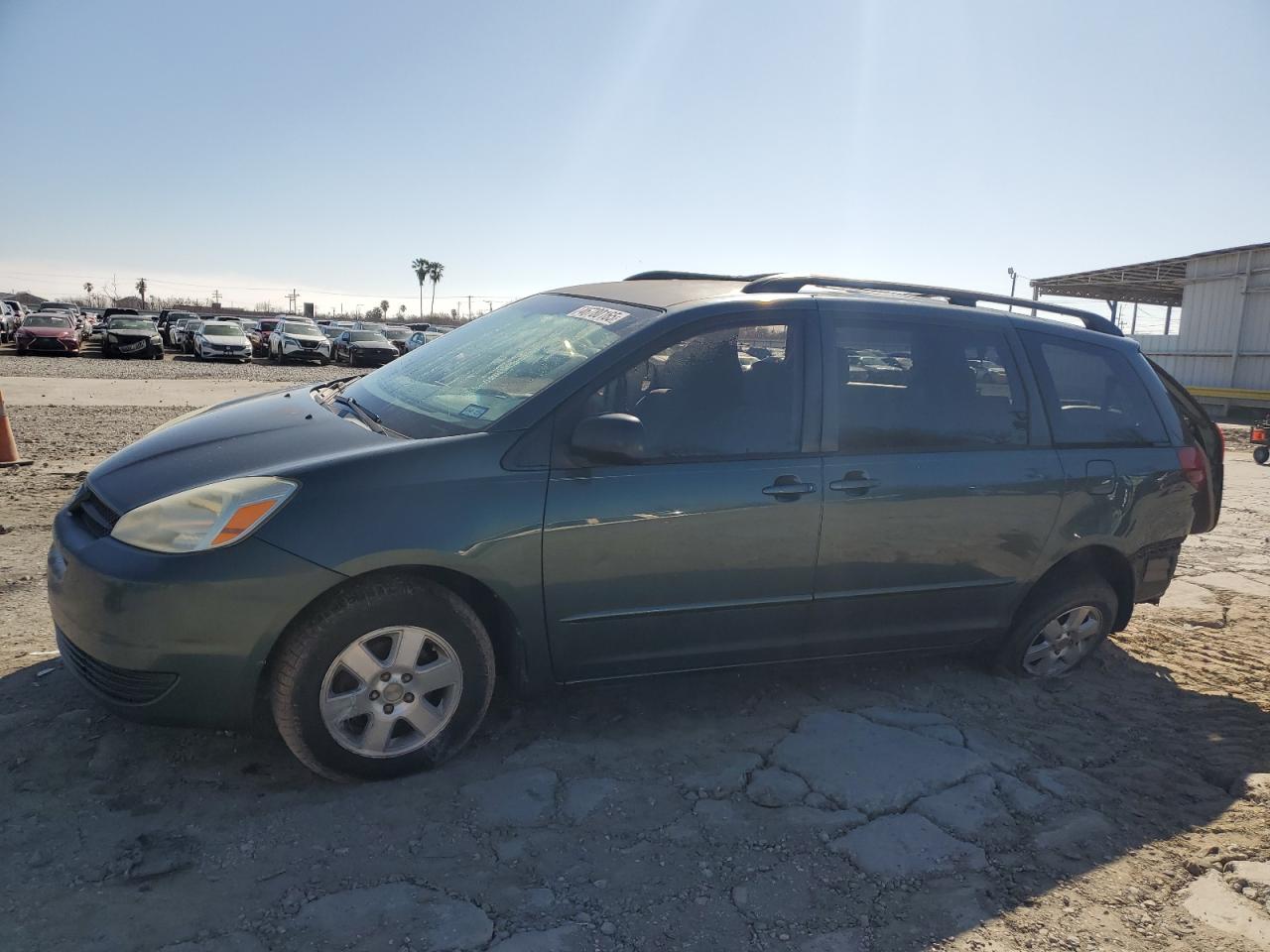 TOYOTA SIENNA CE 2005