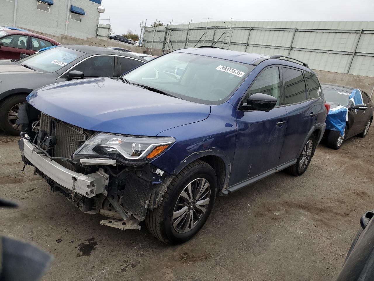 NISSAN PATHFINDER 2019