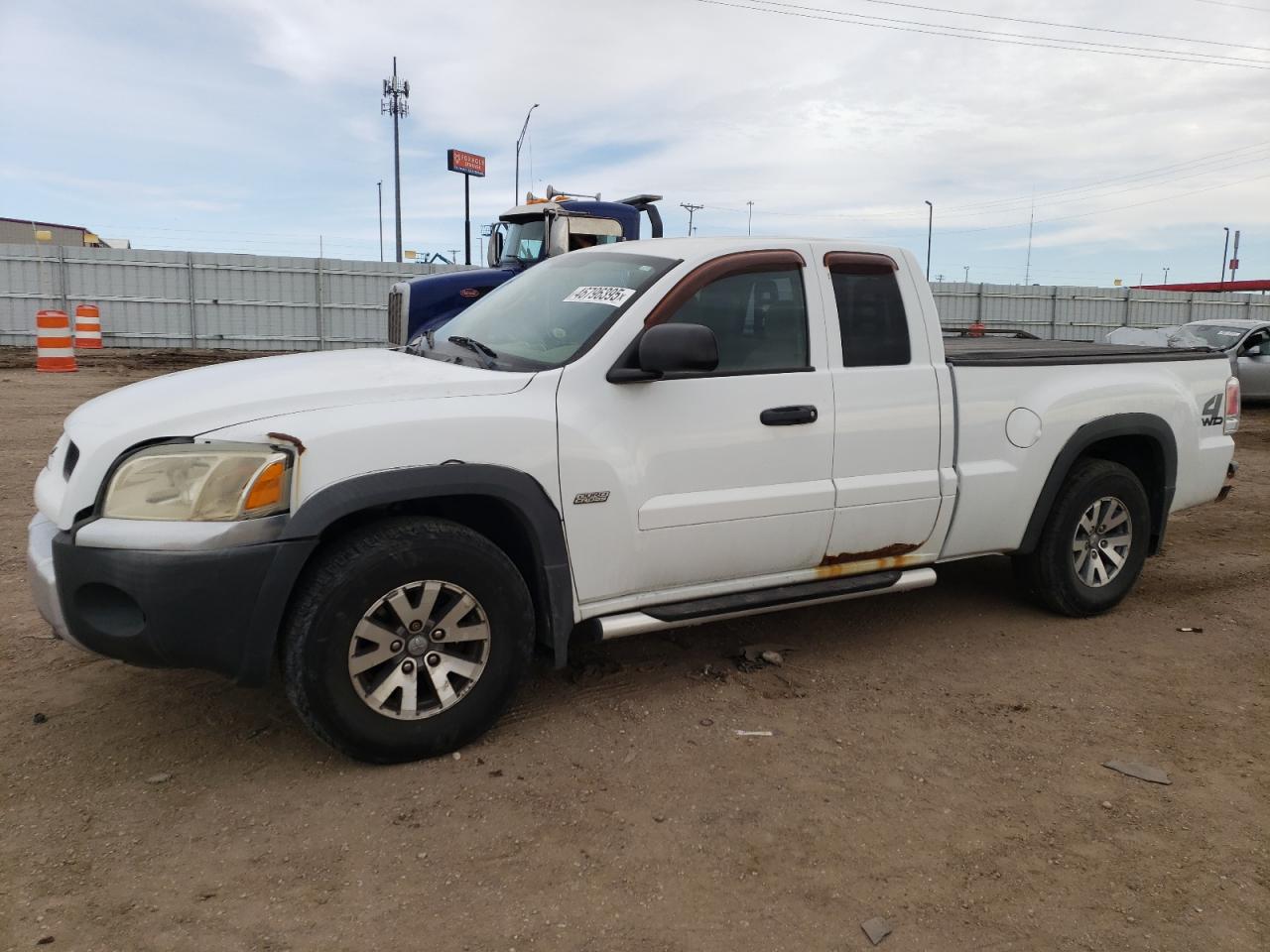 MITSUBISHI RAIDER DUR 2006
