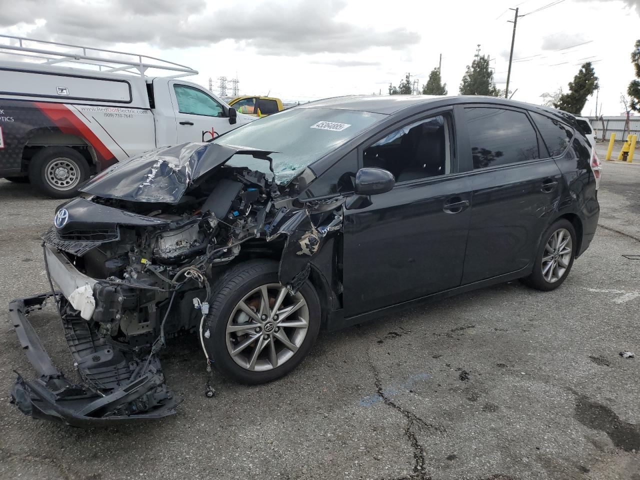 TOYOTA PRIUS V 2016