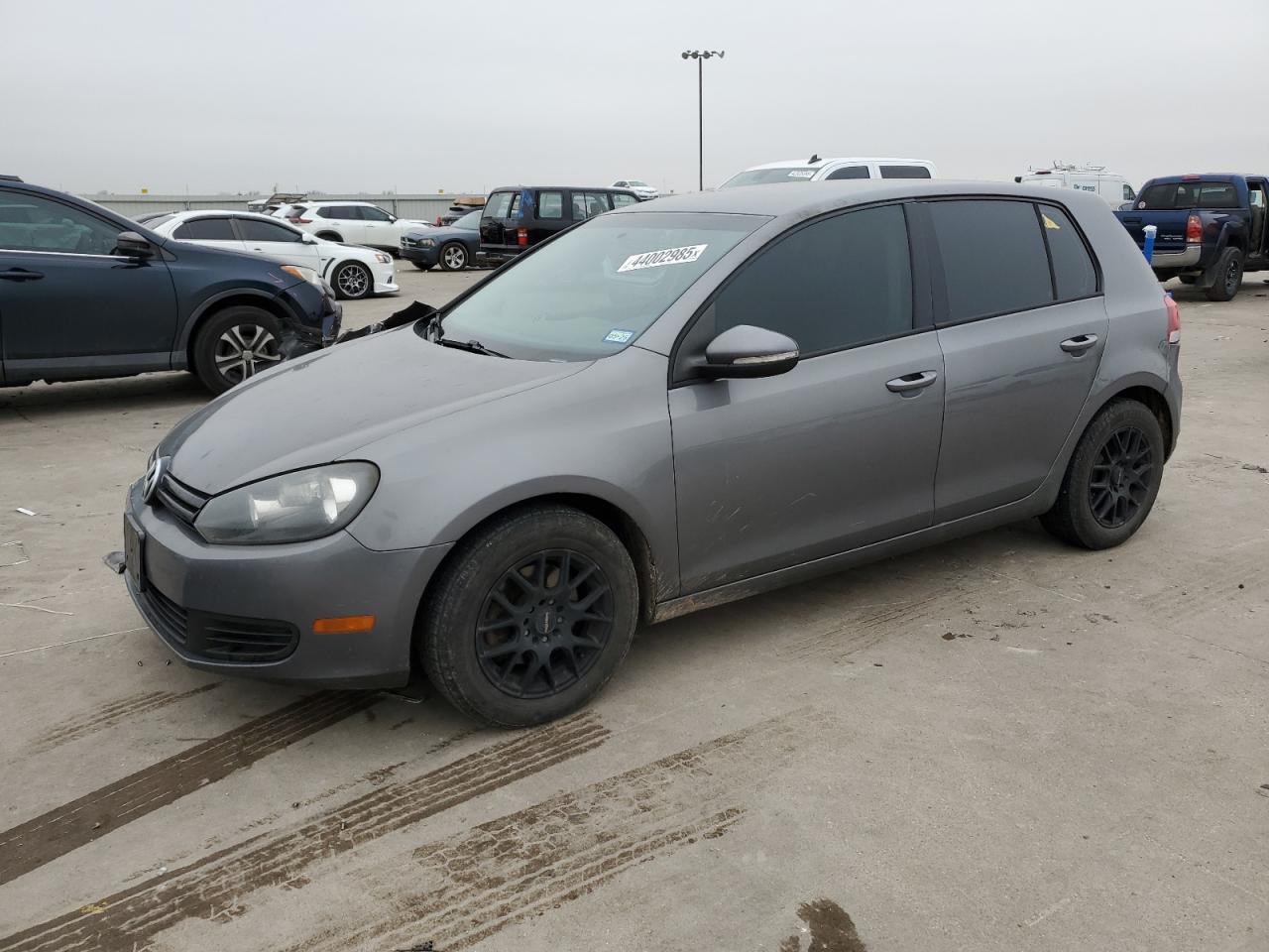 VOLKSWAGEN GOLF 2014