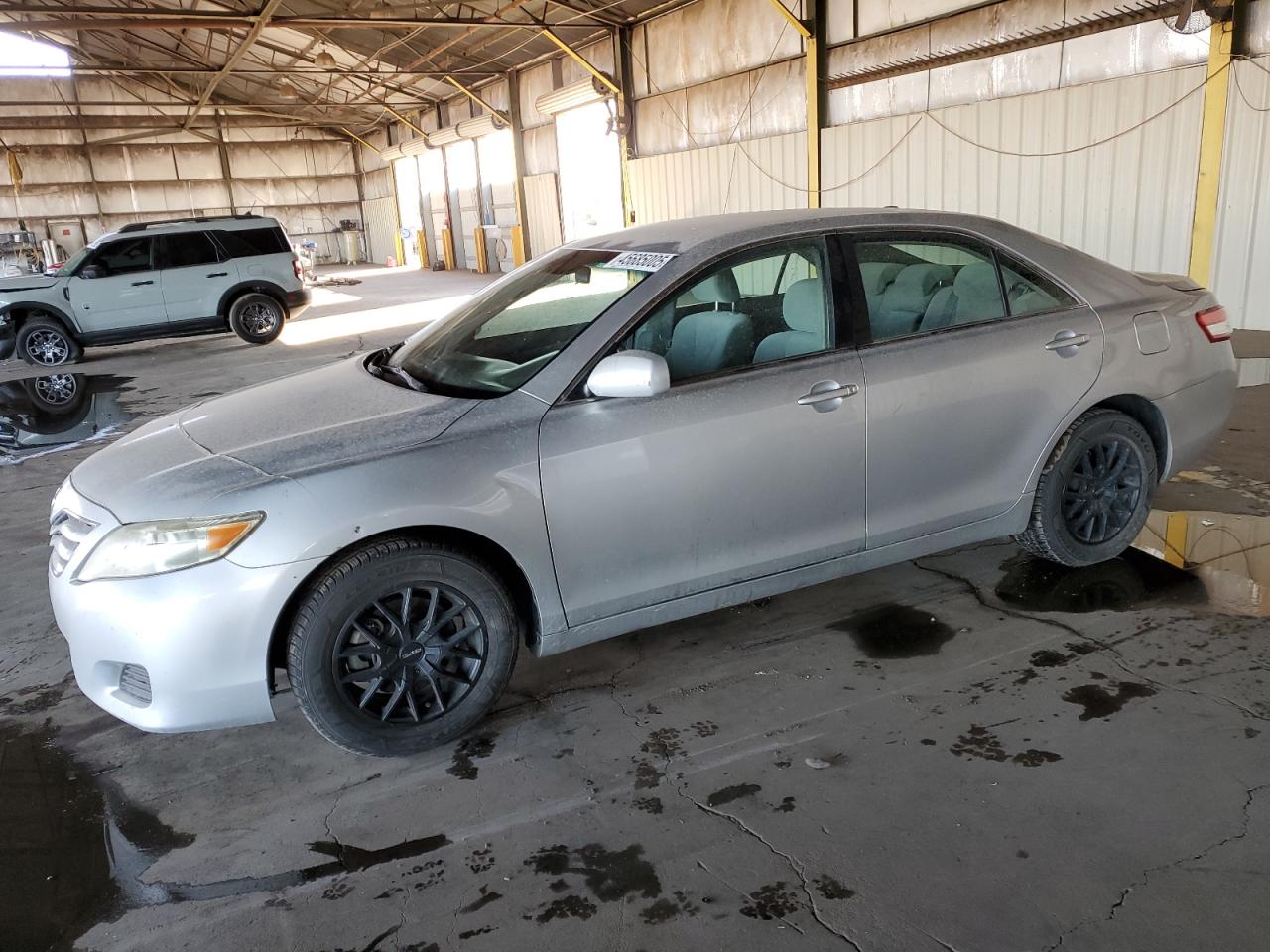 TOYOTA CAMRY BASE 2010