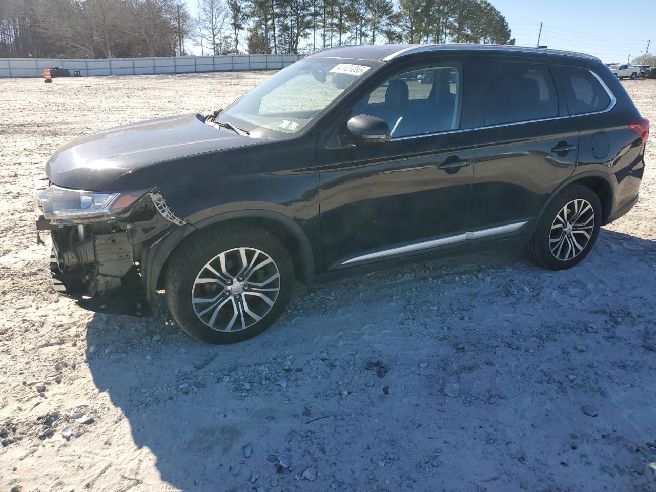 MITSUBISHI OUTLANDER 2017