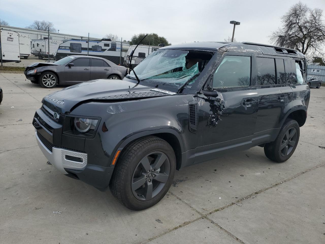 LAND ROVER DEFENDER 1 2024