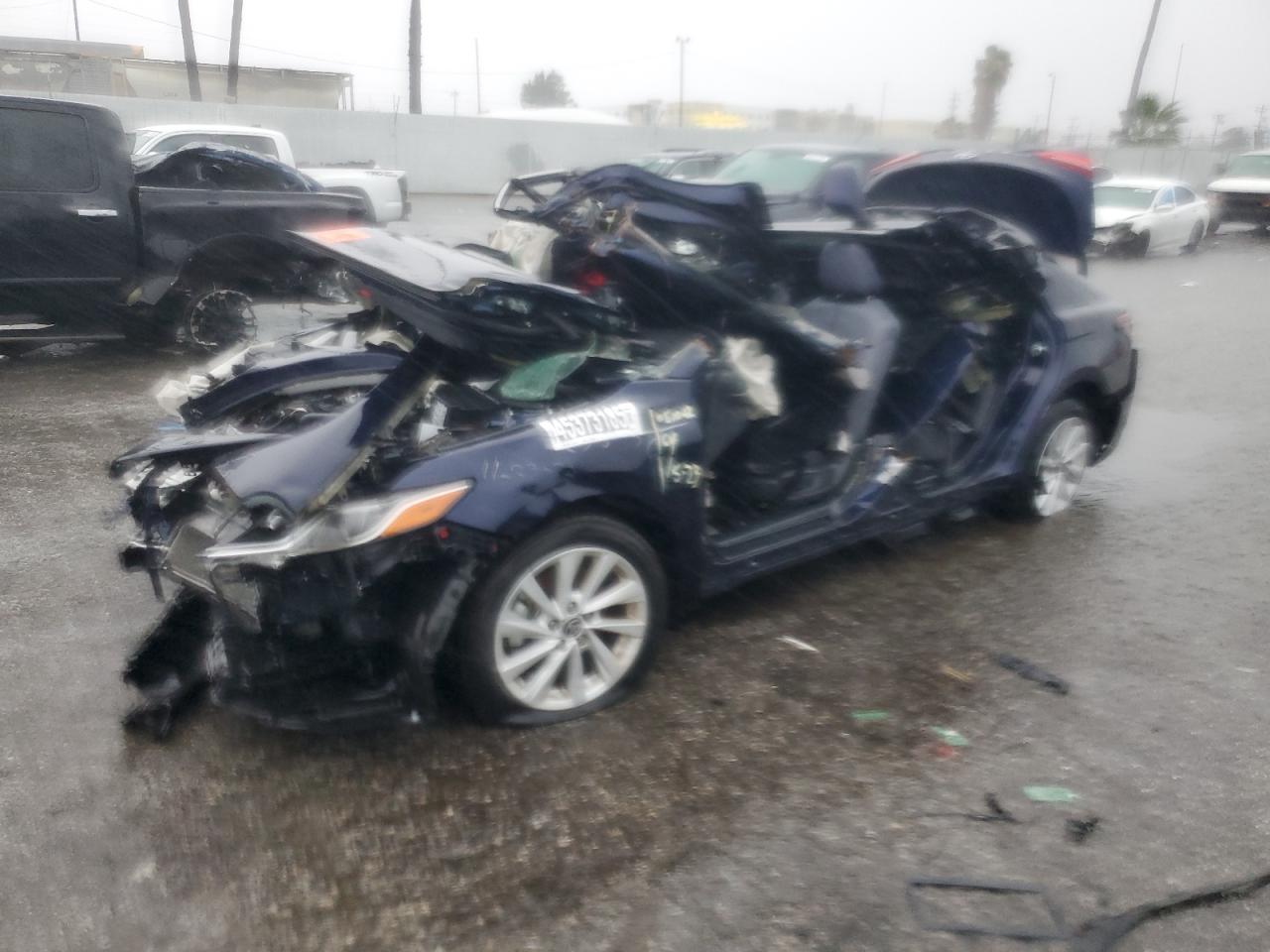 TOYOTA CAMRY LE 2022