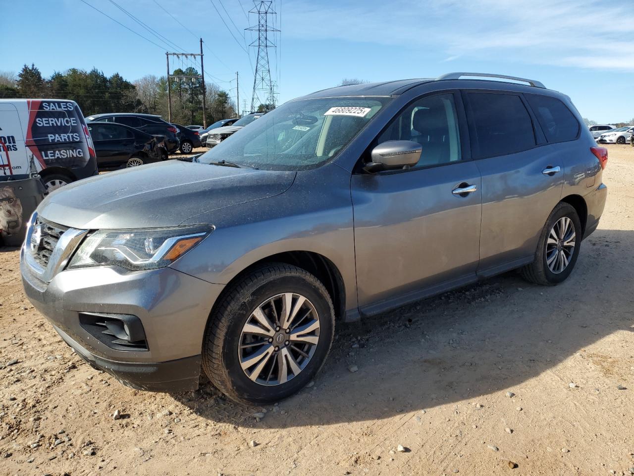 NISSAN PATHFINDER 2020