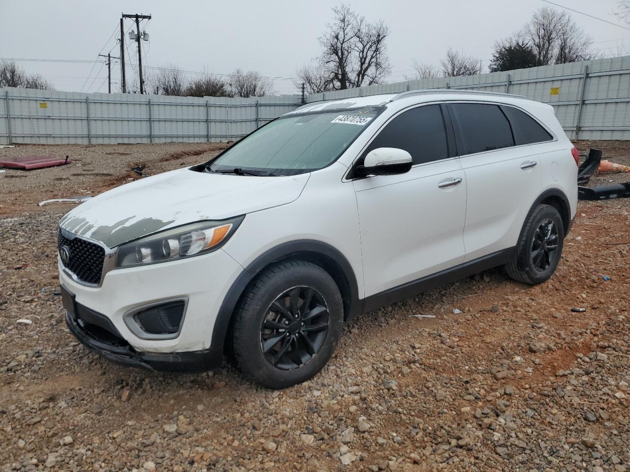 KIA SORENTO LX 2017