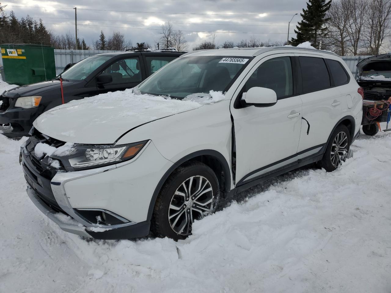 MITSUBISHI OUTLANDER 2017