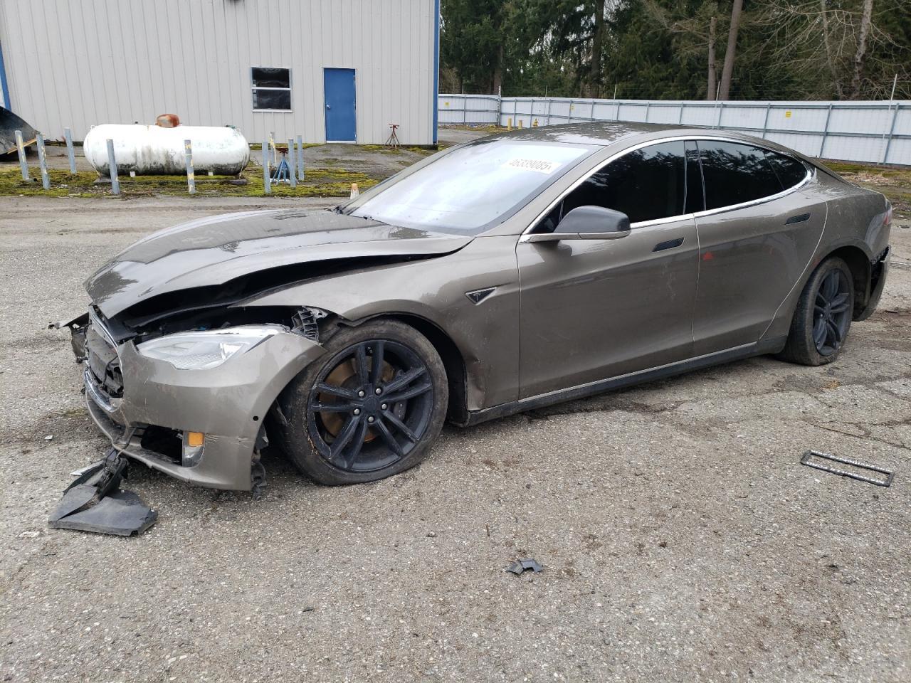 TESLA MODEL S 2015