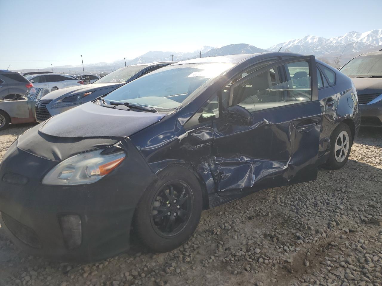 TOYOTA PRIUS 2014