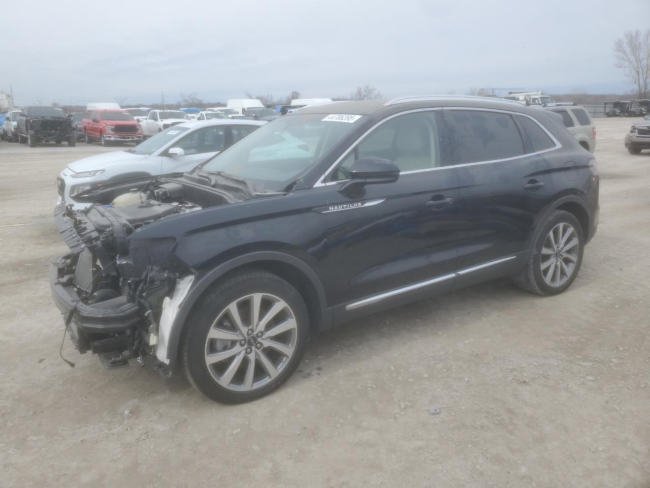 LINCOLN NAUTILUS S 2019